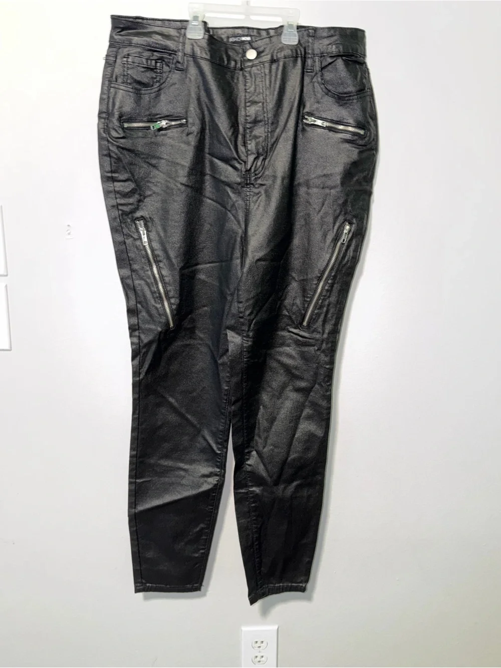 Fashion Nova Men's Black Cargo Moto Zip Pants - Picture 1 of 6